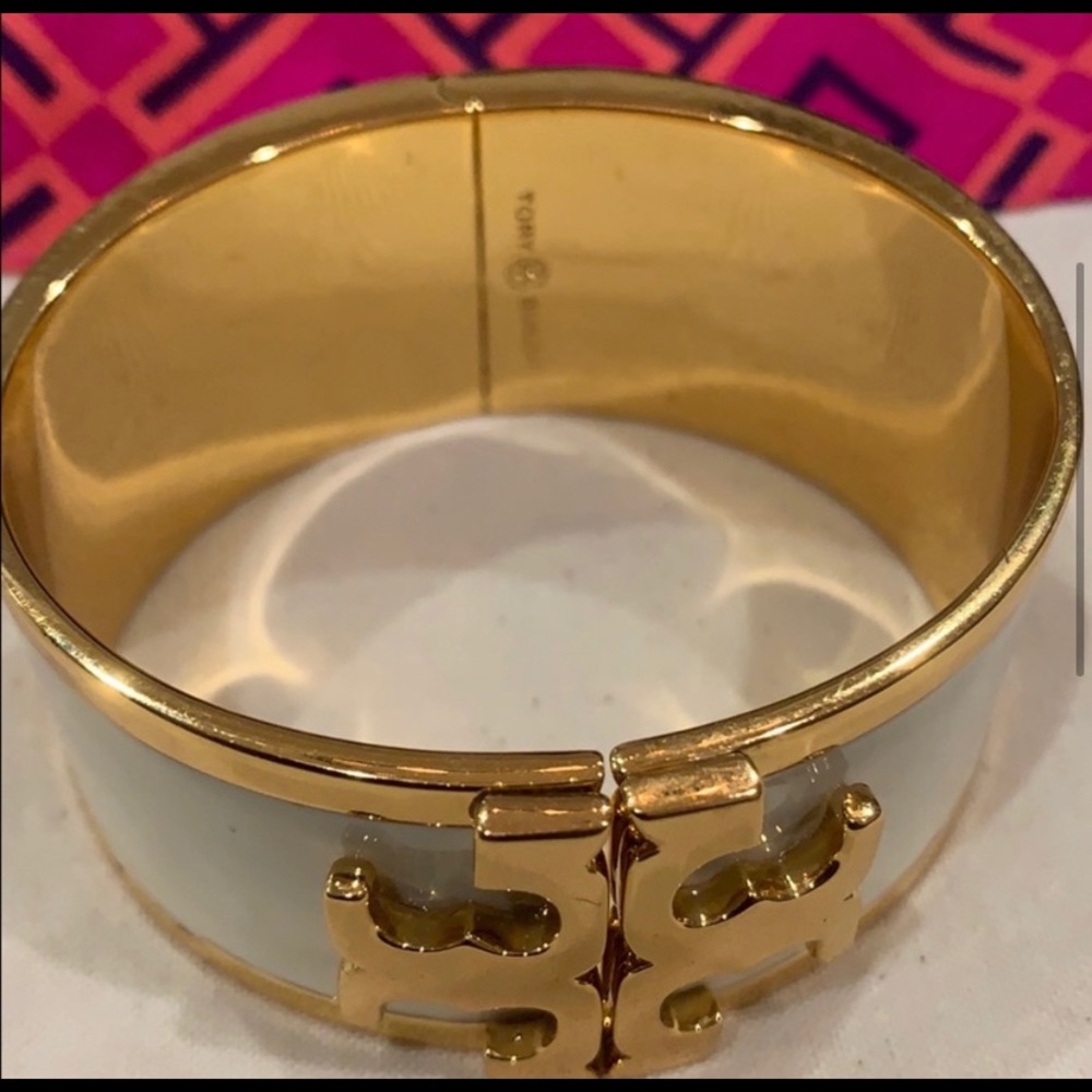 🚫SOLD🚫Tory Burch Kira Cuff
